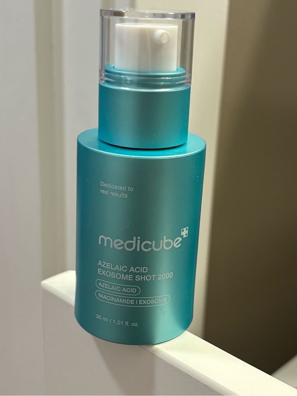 Medicube Azelaic Acid Exosome Shot 2000 — Blue Face Serum